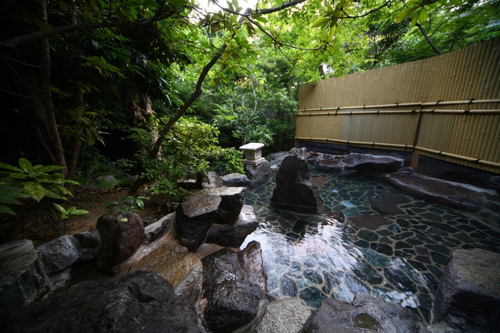 Taisenkaku 26/50
