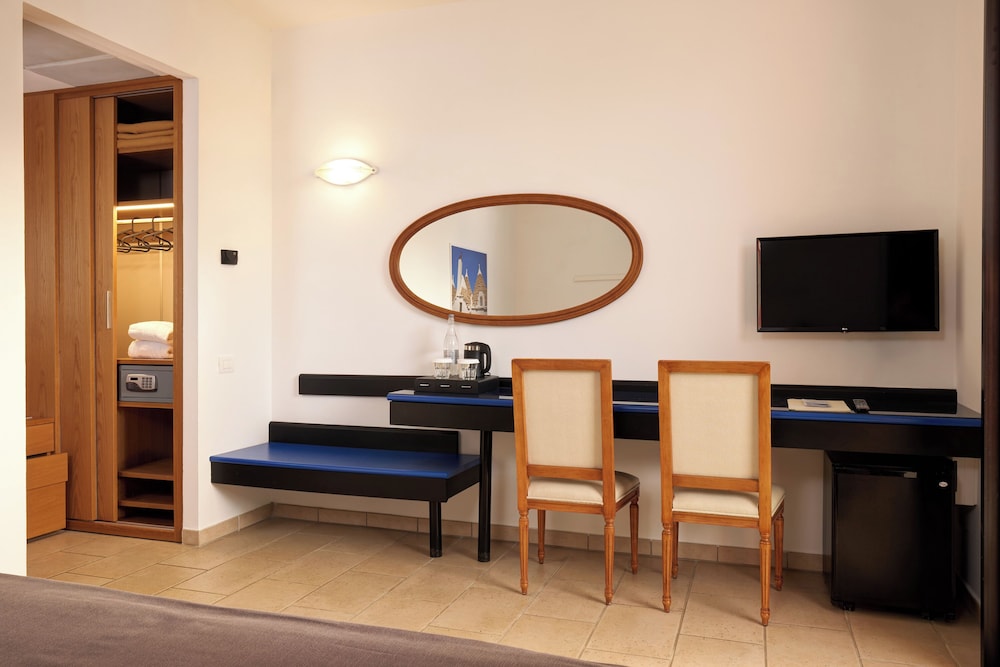 Grand Hotel Masseria Santa Lucia 40/49
