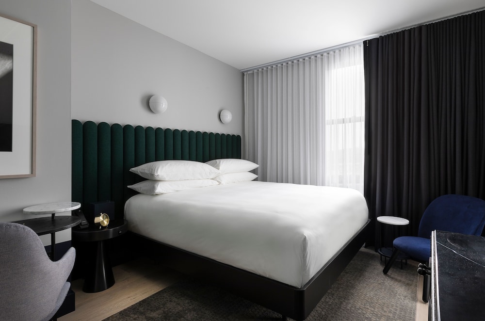 Woodlark Hotel Portland, a Tribute Portfolio Hotel 9/68