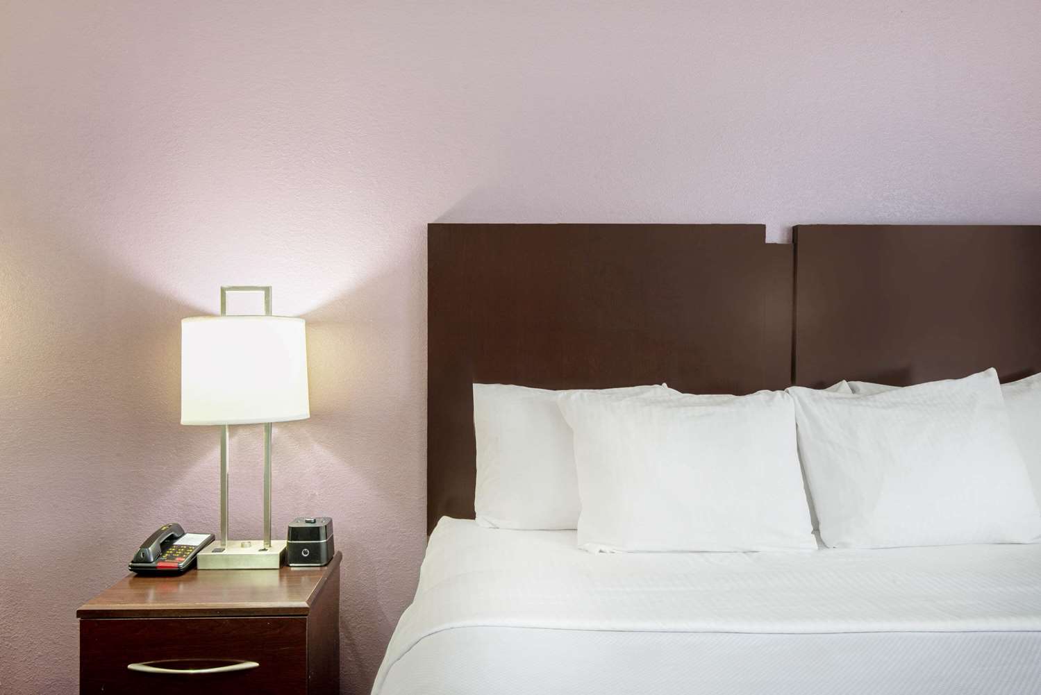 La Quinta Inn & Suites by Wyndham New Cumberland-Harrisburg 13/36