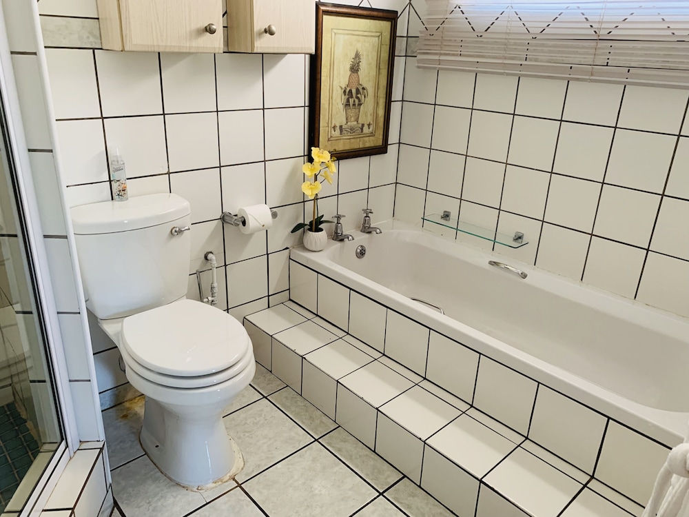 Ama Zulu Guesthouse And Safaris 44/50