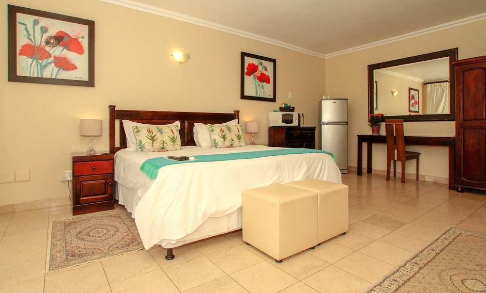 Chartwell Guest House 24/74