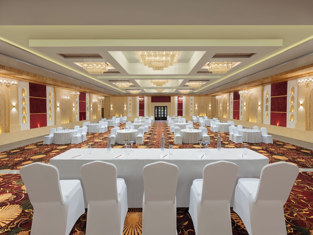 Essentia Luxury Resort & Spa Udaipur 46/61