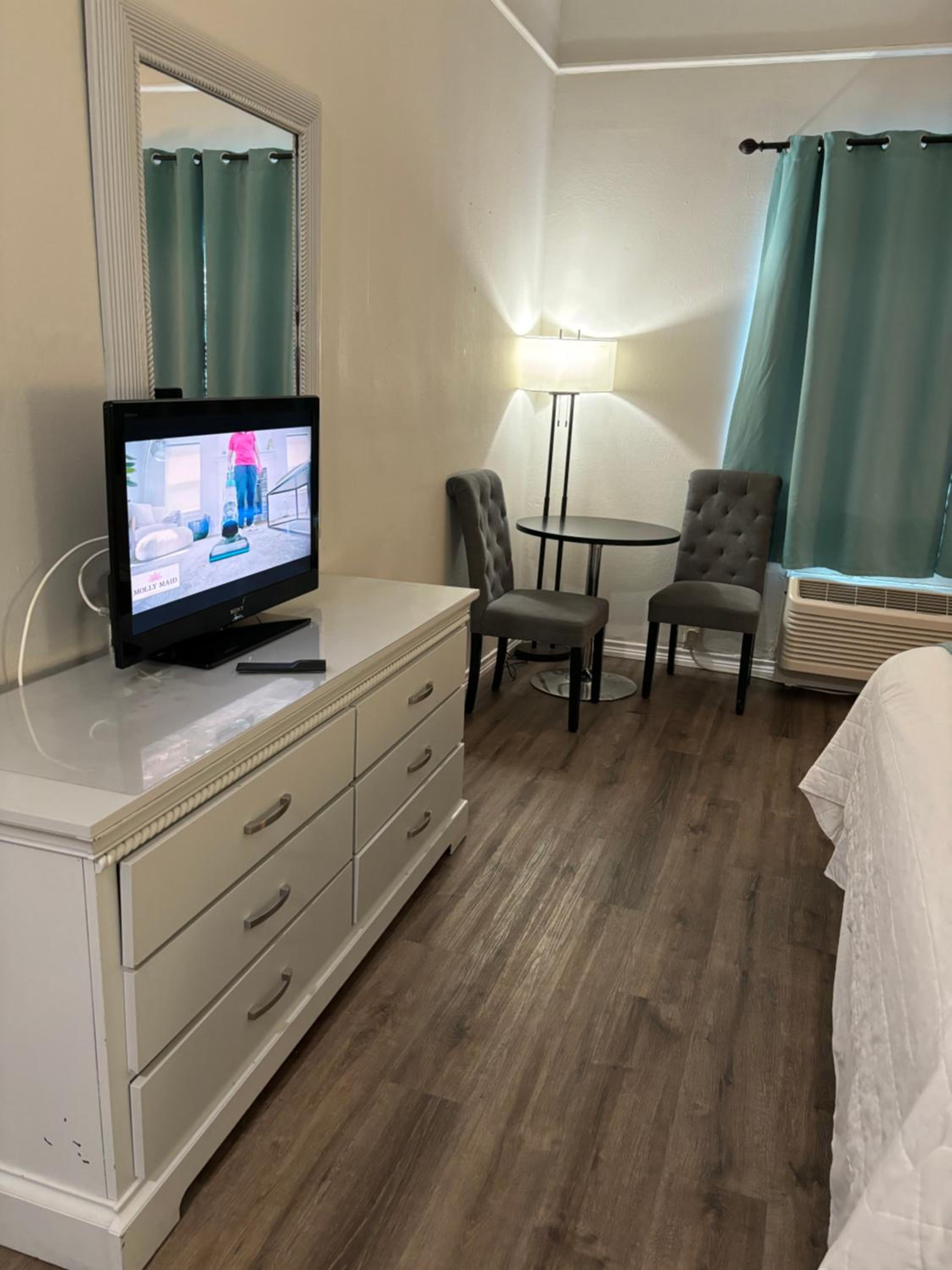 La Quinta Inn Brownsville 16/24