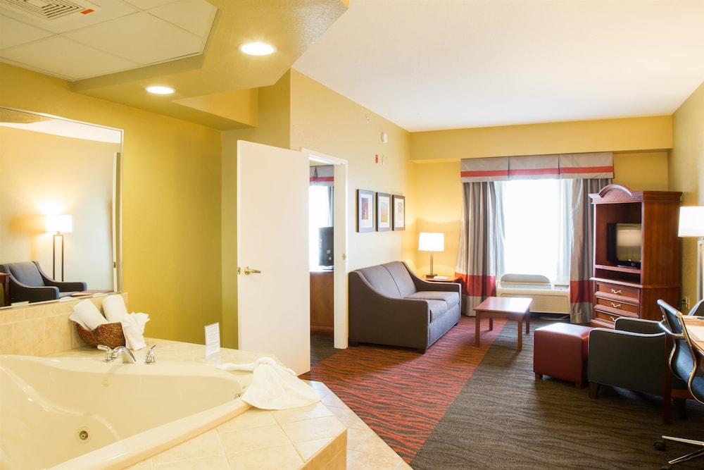 Executive Inn & Suites 27/39