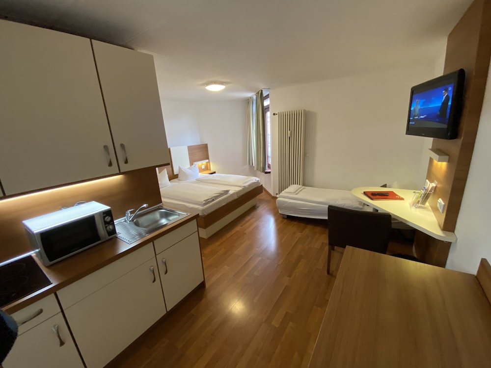 Central Hotel Apart Munchen 36/60