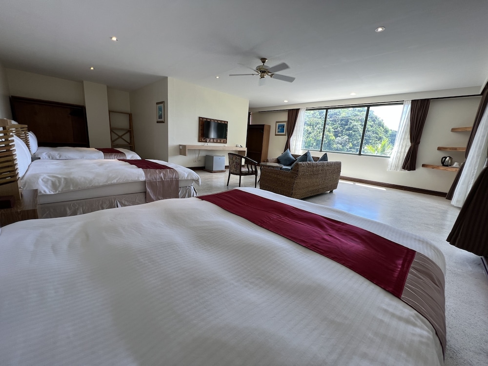 Sea Passion Hotel 19/76