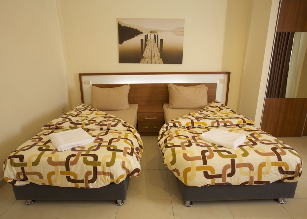 Lujain Hotel Suites 23/50