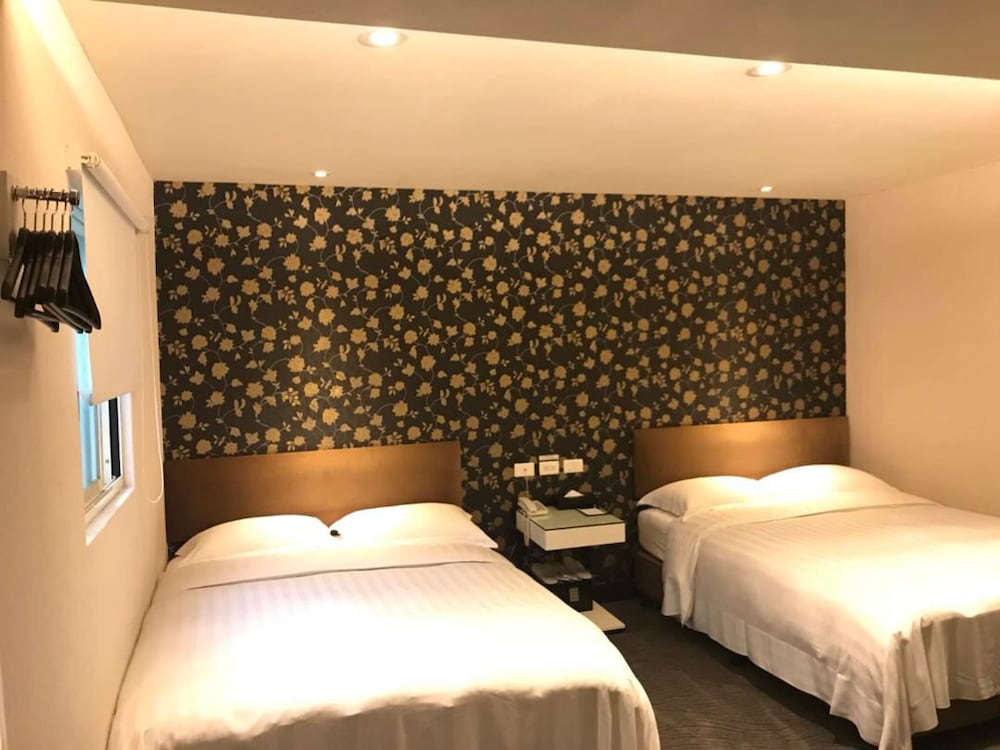 Hotel Puri Ximen Branch 13/65