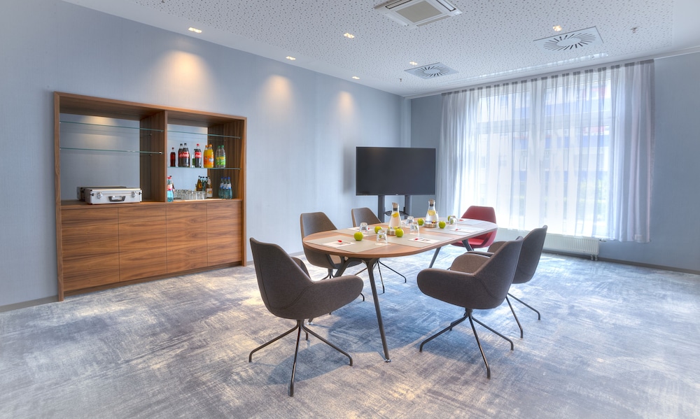 ACHAT Hotel Frankfurt Maintal 43/50
