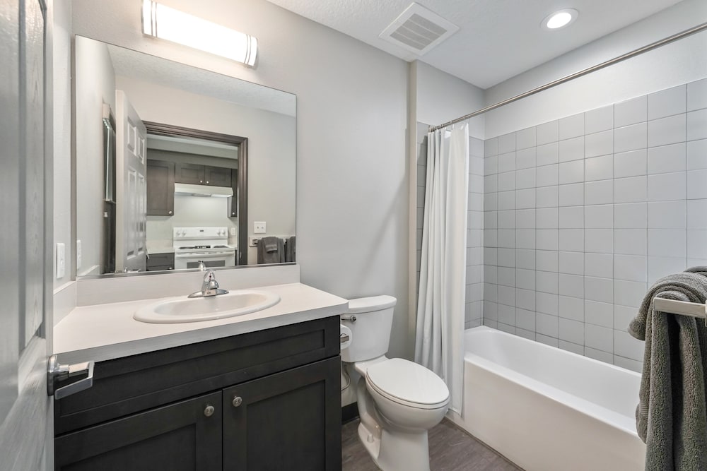 Baymont by Wyndham Ocala Suites 54/60