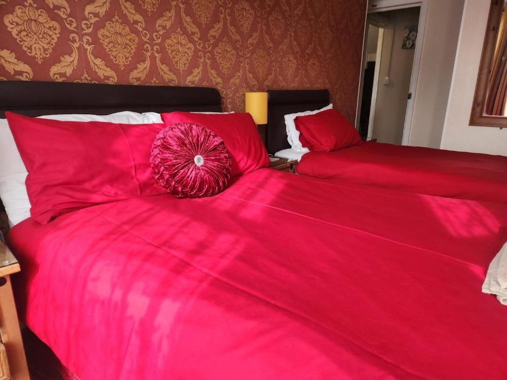OYO Twins Palms Guest House 20/59