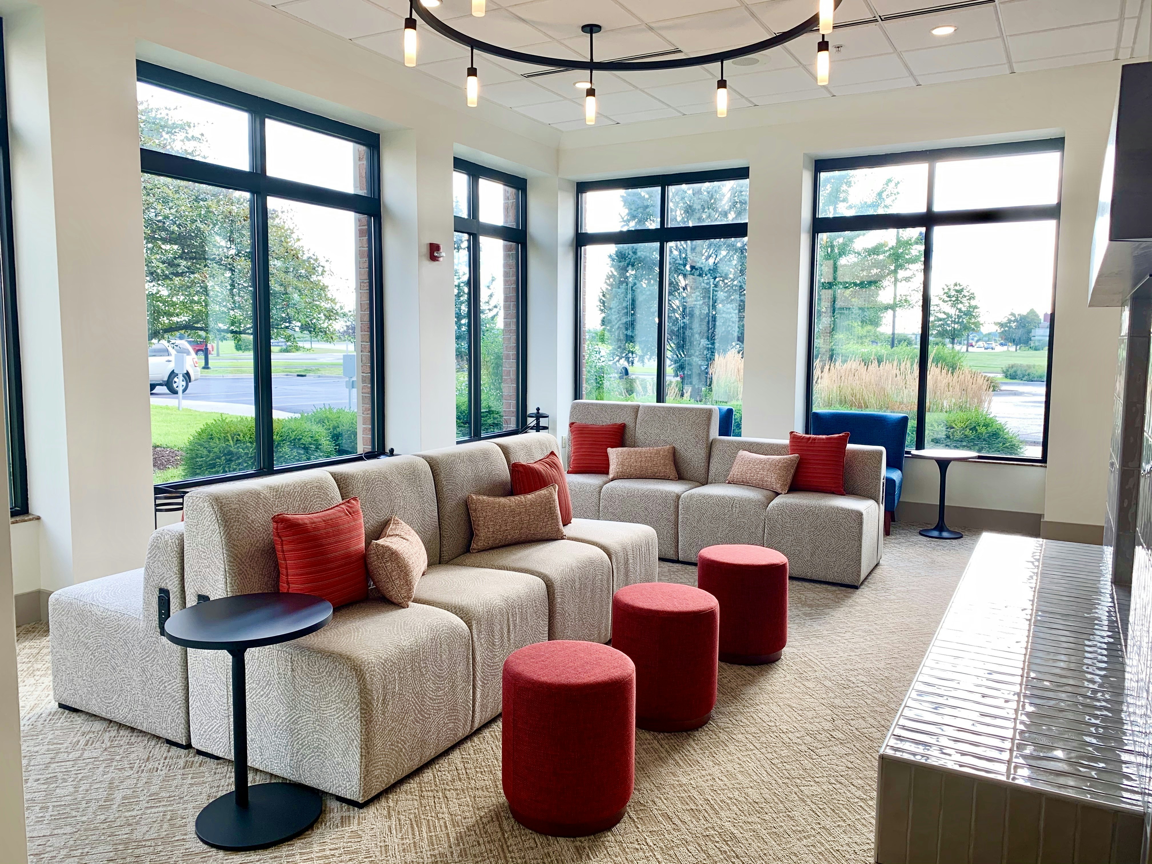 Hilton Garden Inn Oconomowoc 43/74