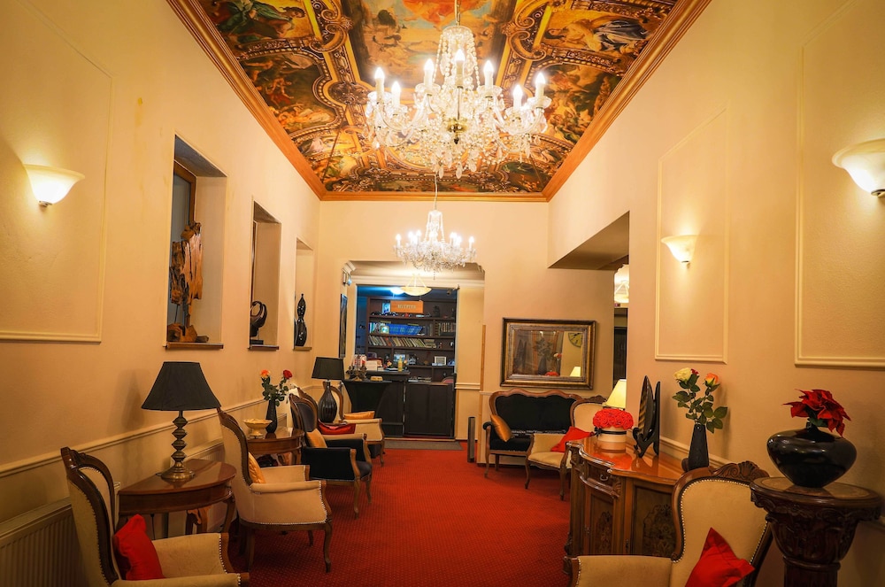 BEST WESTERN HOTEL CAPITAL 30/50