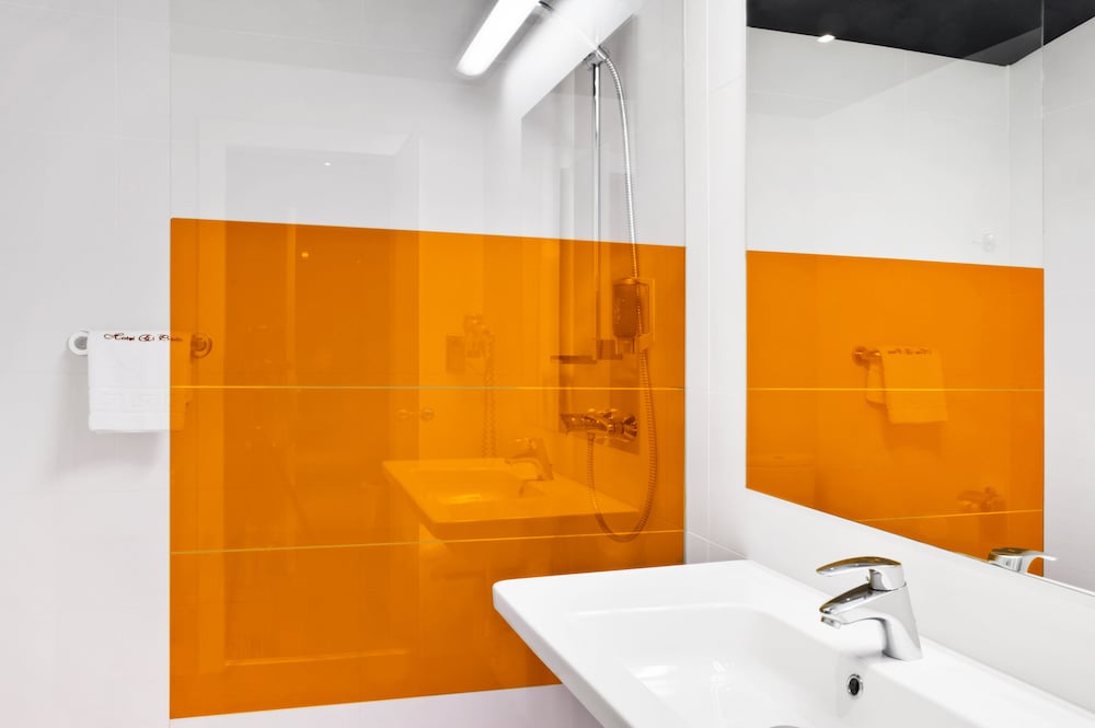 غرفة قياسية بسريرين منفصلين، Ibis Styles Madrid Prado 6/7