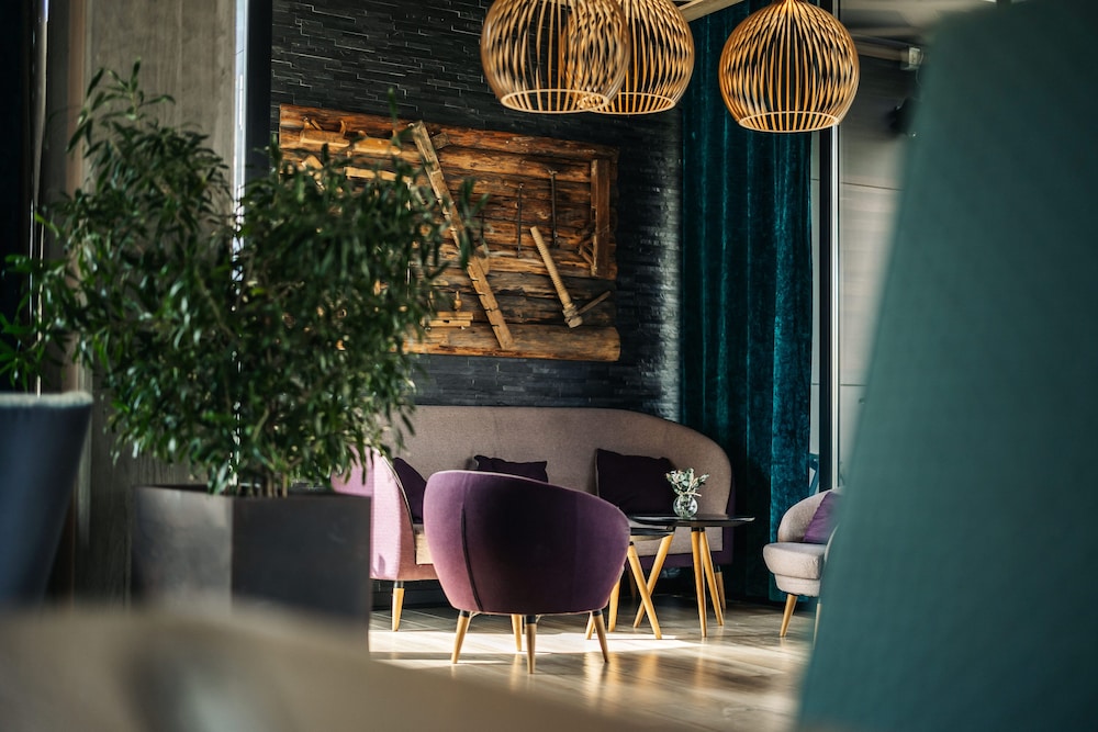 Hotel Nox 5/69