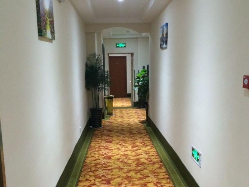 Greentree Inn Anhui Luan Huoqiu Jianxing Road Express Hotel 18/26