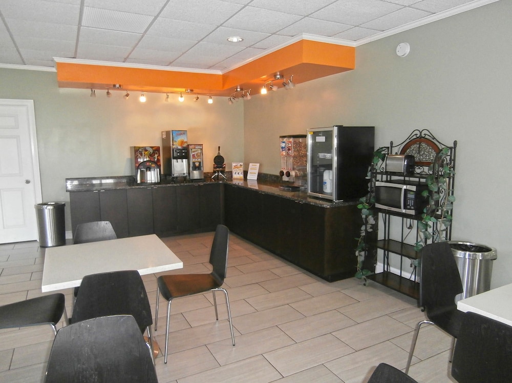 restaurant-cafeteria