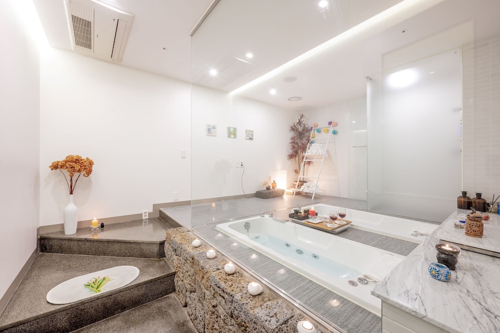 Jeju Bricks Hotel 43/64