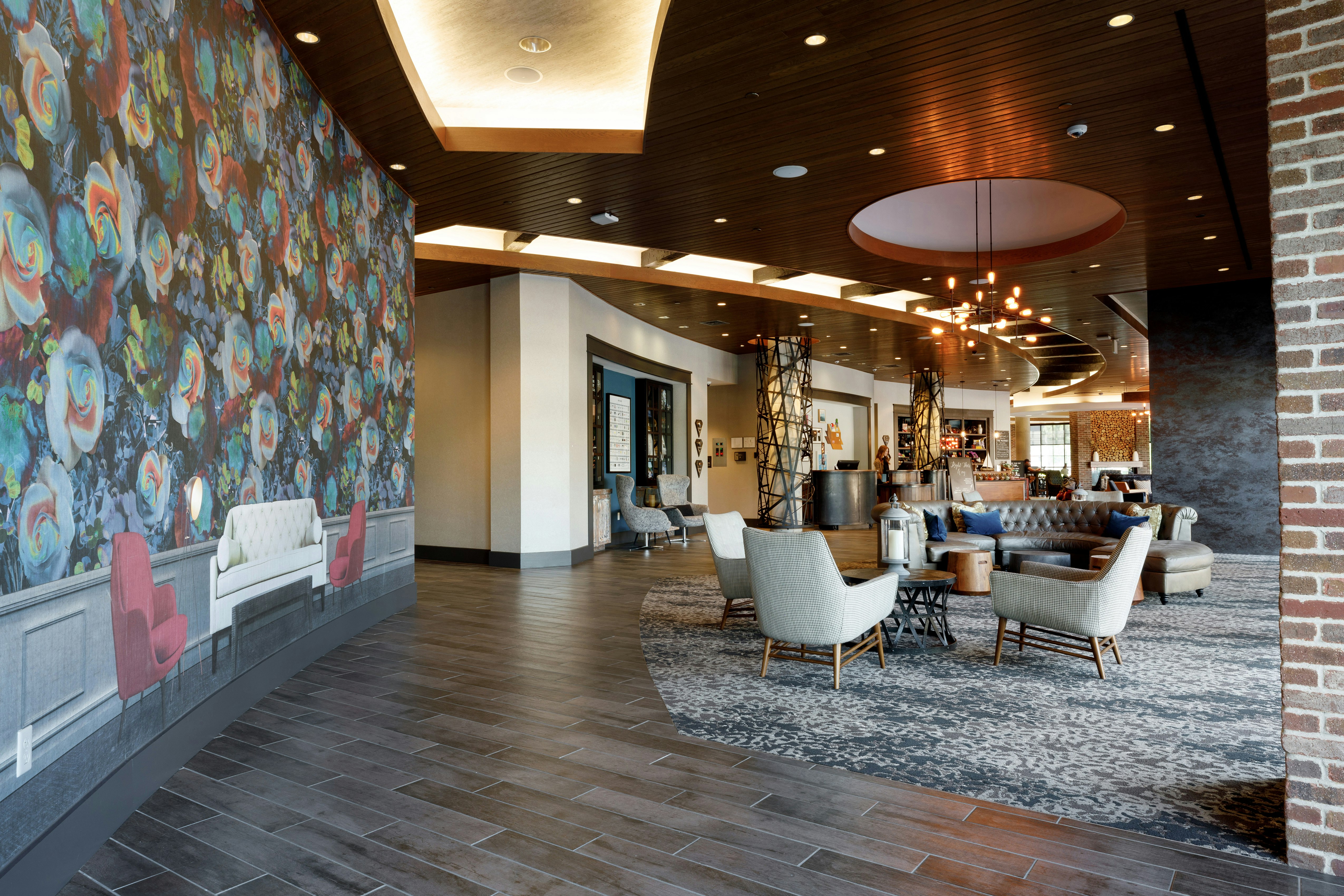Archer Hotel Burlington 10/80