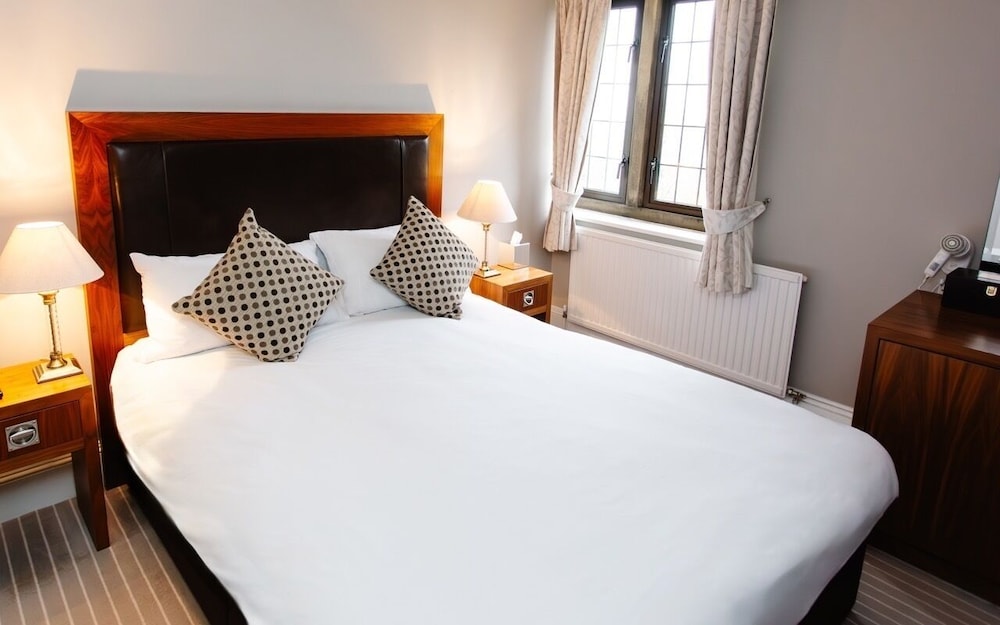 Hatton Court Hotel 10/48