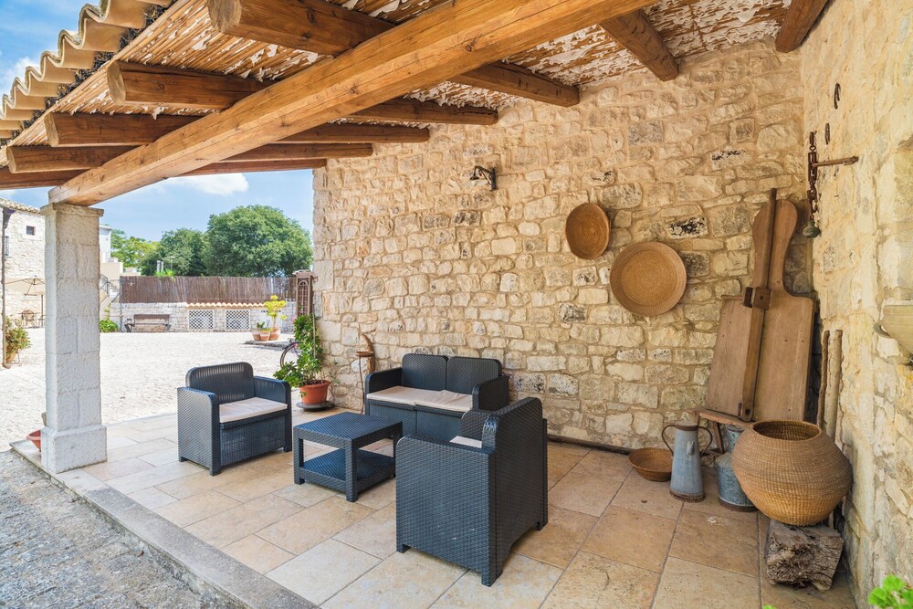 Borgo Monachella 26/50