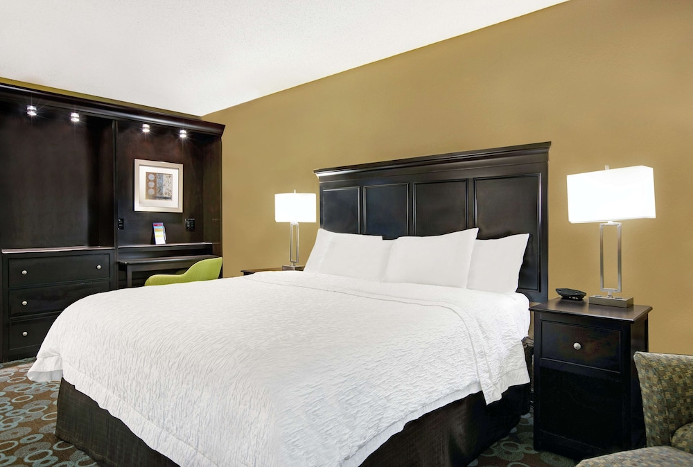 Hampton Inn Biloxi Ms 24/47