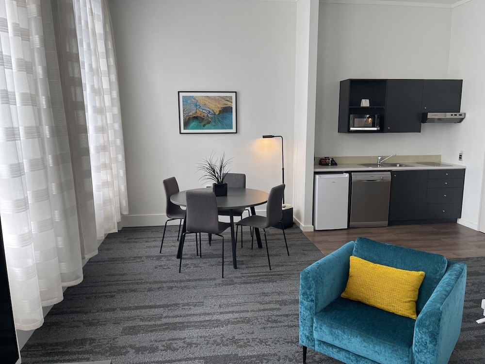 Quest Invercargill Serviced Apartments 59/65