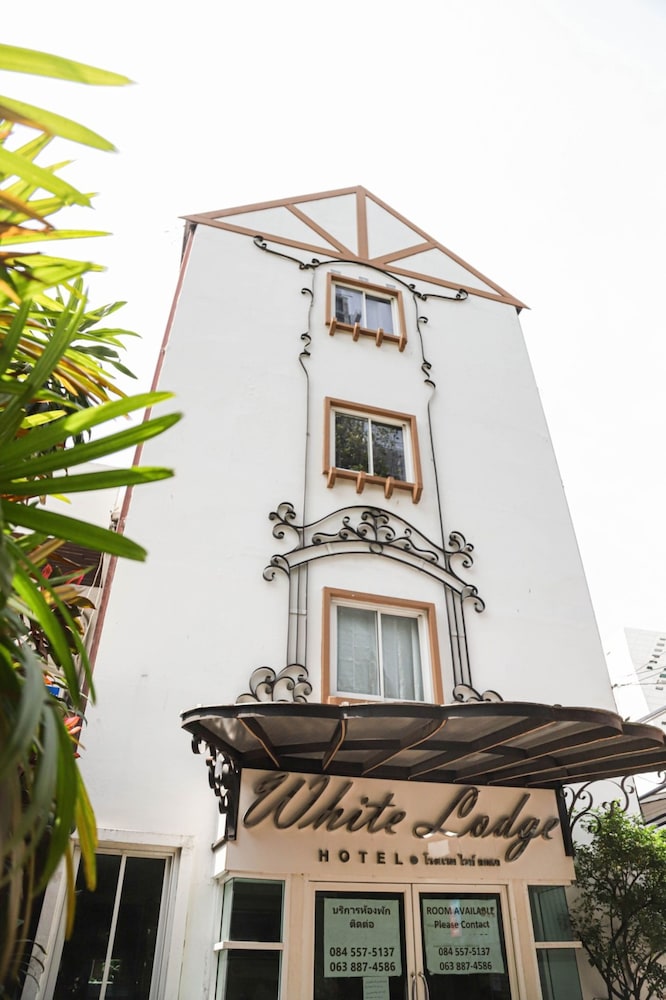 White Lodge 3/50