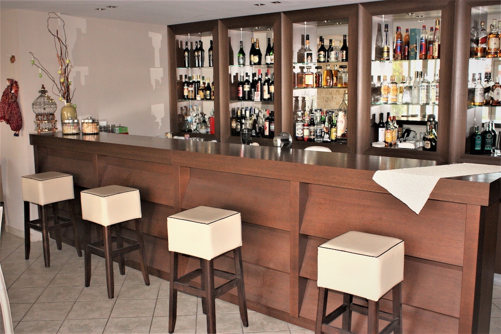 Cariatis Hotel 30/50