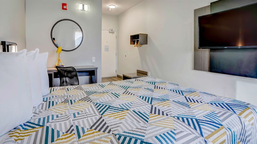 Motel6 Highland, CA – San Bernardino – East 10/35