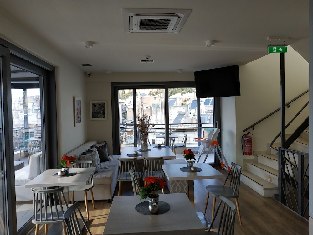 Hotel @ Syngrou Fix 40/50
