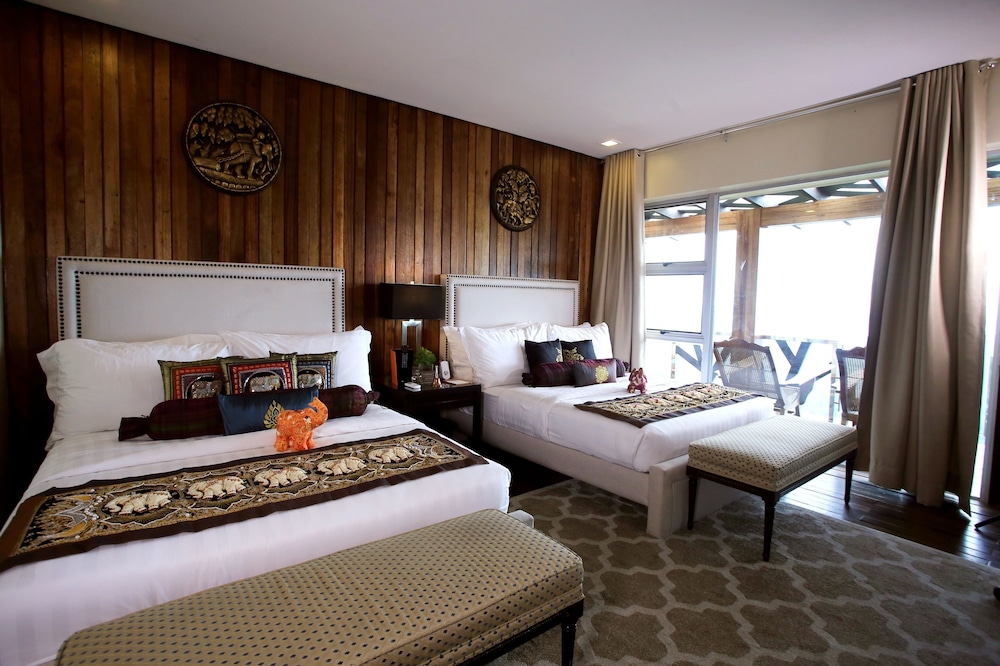 The Oriental Luxury Suites Tagaytay 15/50