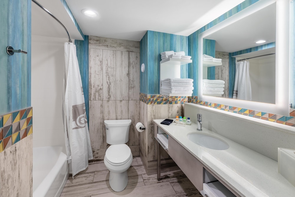 Margaritaville Island Inn 58/60