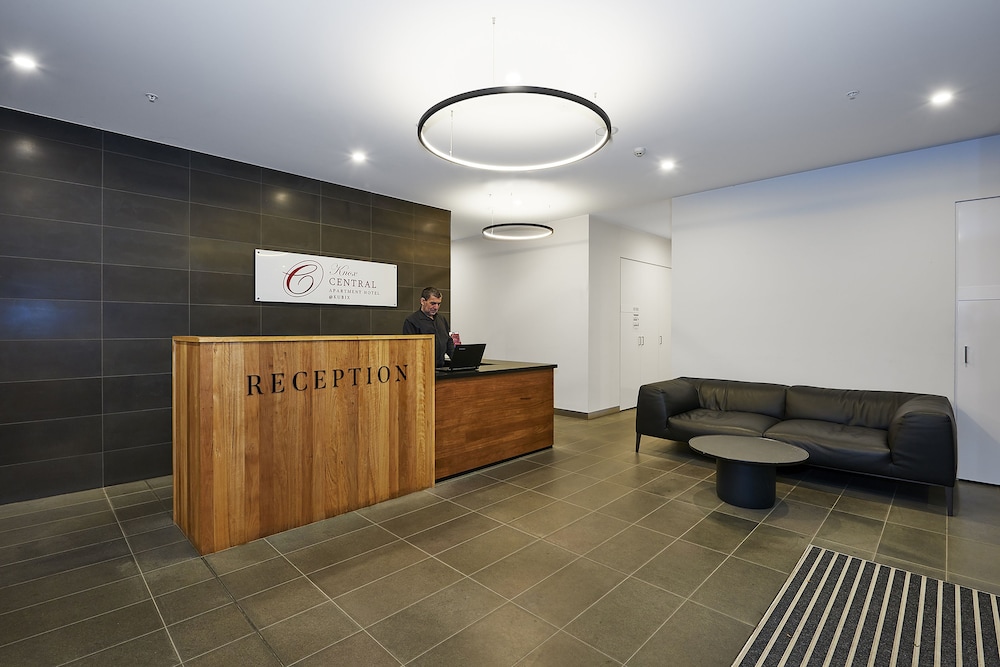 Melbourne Knox Central Apartment Hotel 13/49