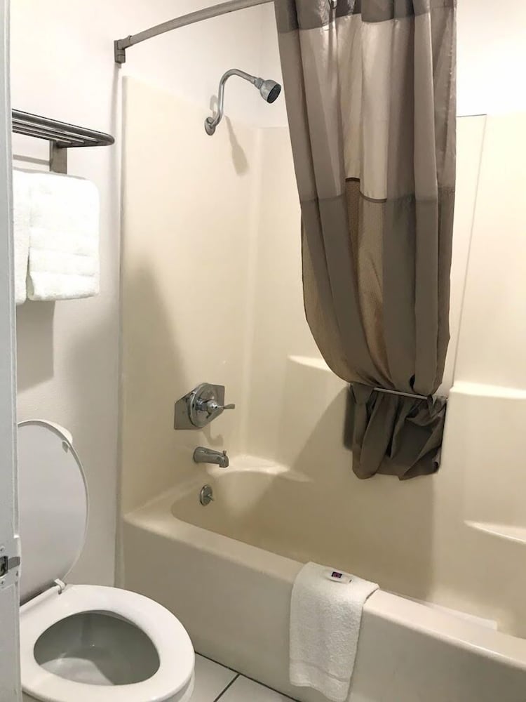Motel6 Metropolis, IL 41/42
