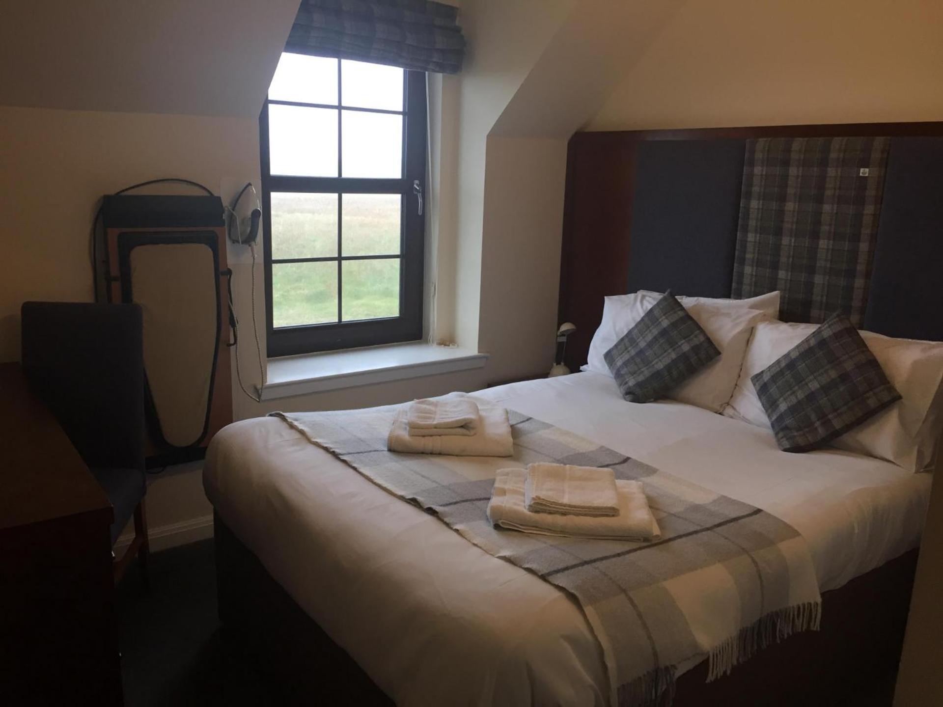 Polochar Inn 12/20