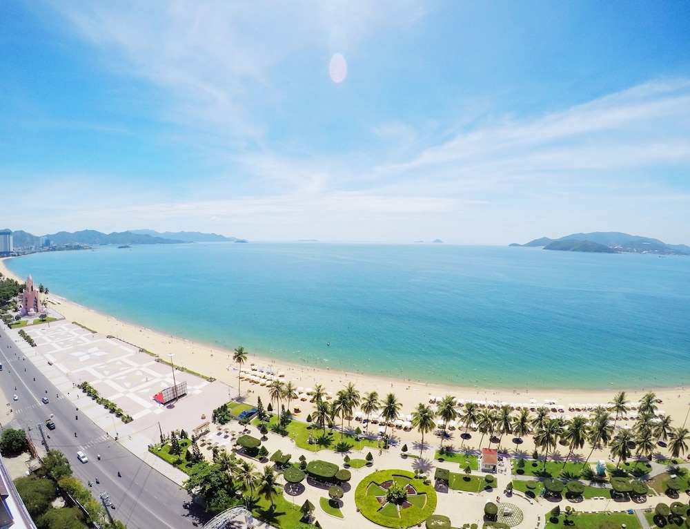 Novotel Nha Trang Hotel 75/77