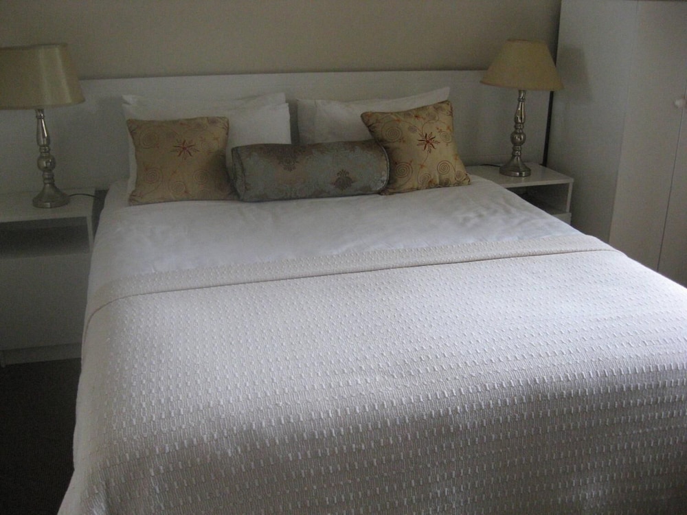 Royal Hotel Knysna 5/22