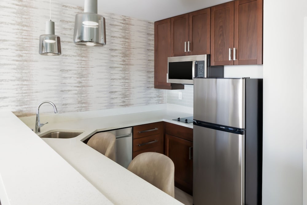 Residence Inn by Marriott Anaheim Brea 37/49
