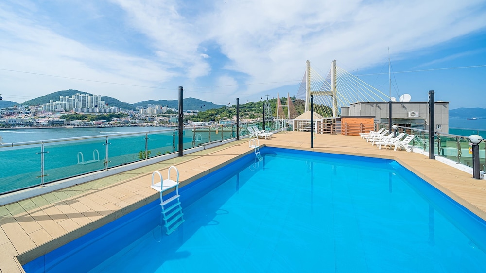 The Hotel Soo 77/100