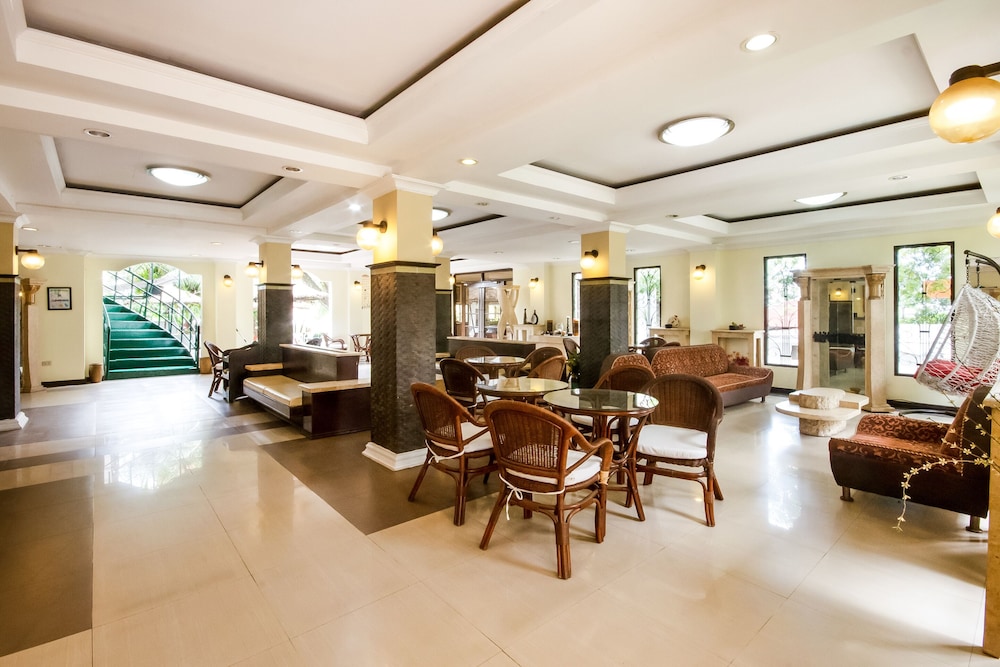 Cebu Hilltop Hotel 40/54