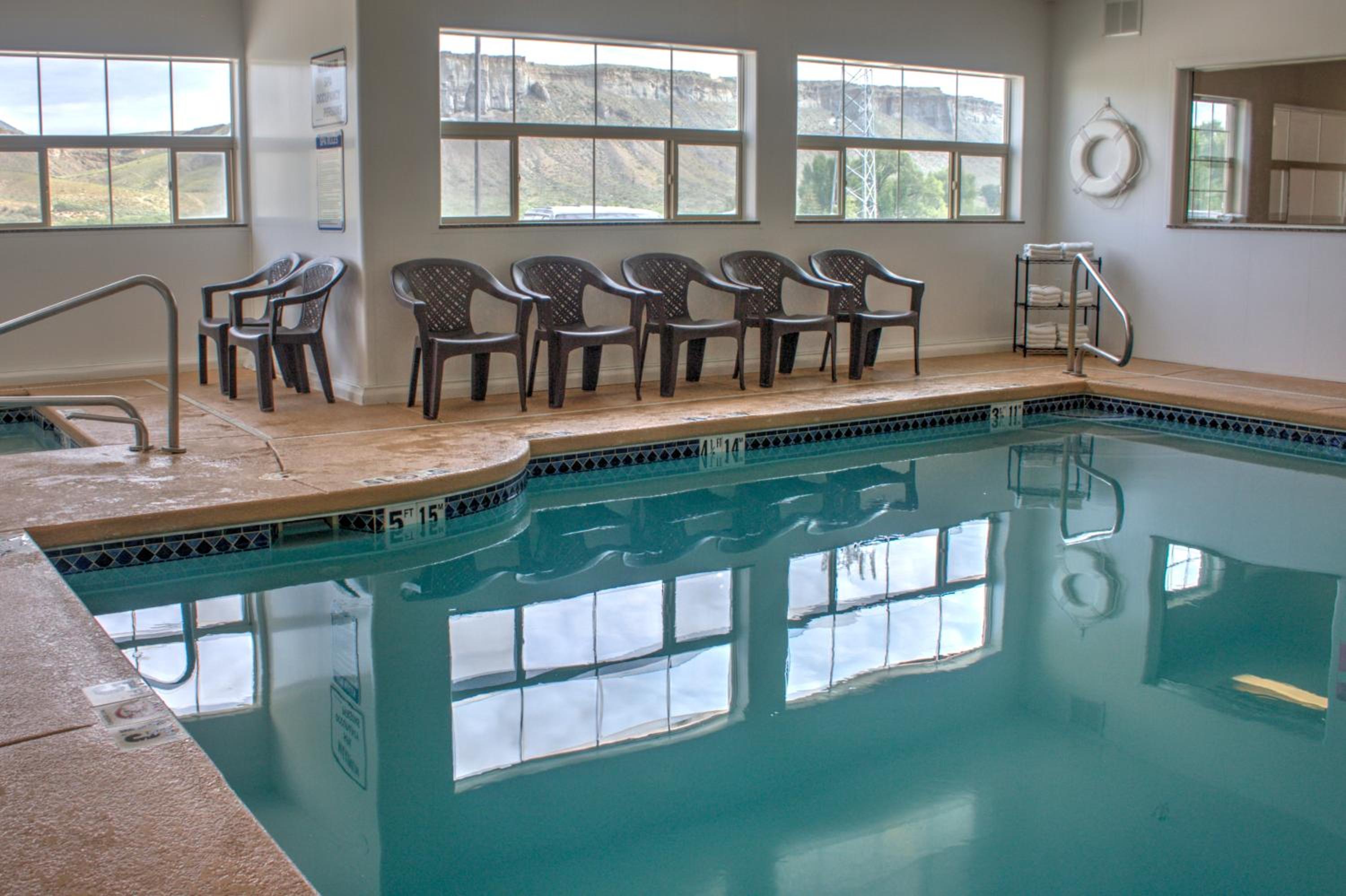 Allington Inn and Suites of Kremmling 14/28
