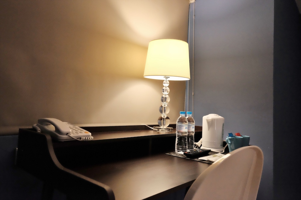 Happy Inn & Hostel photo3