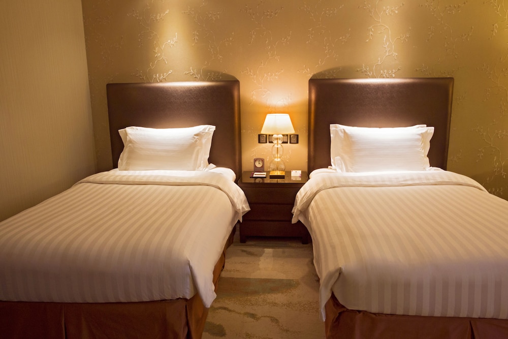 SUPERIOR, TWIN BEDS
