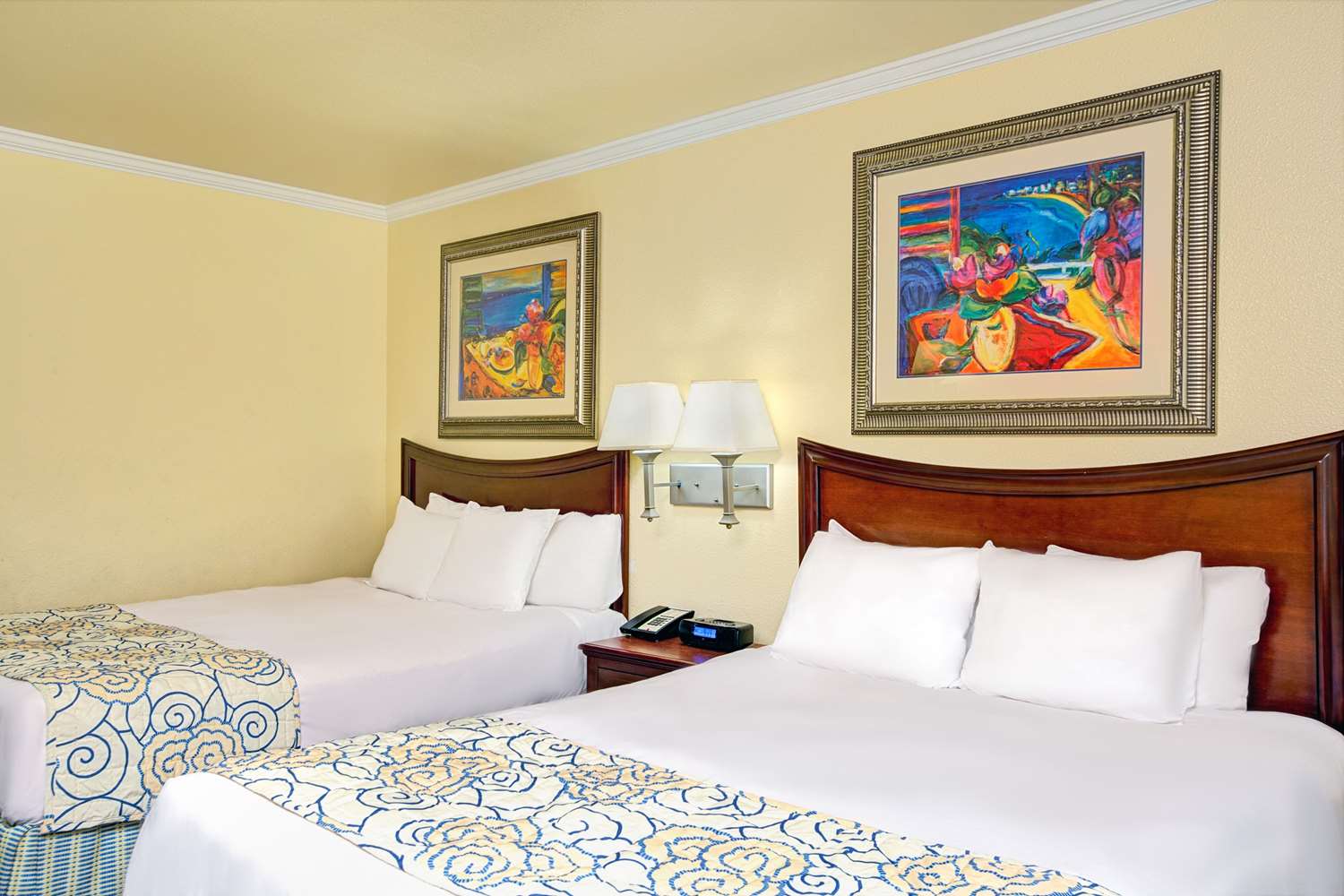 Super 8 by Wyndham Santa Cruz Beach 12/31