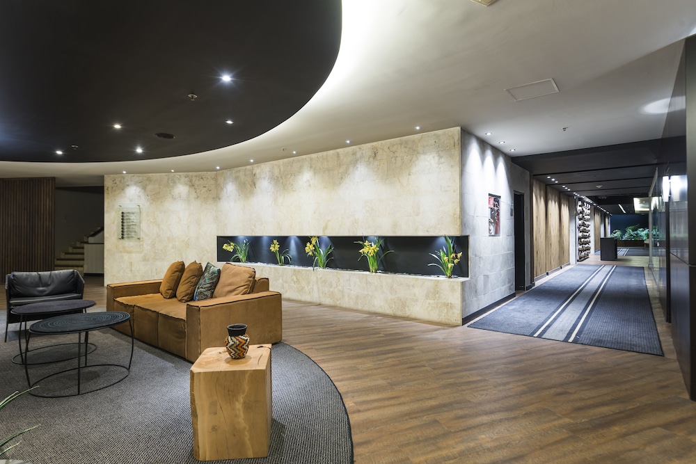 Movich Hotel Las Lomas 6/42