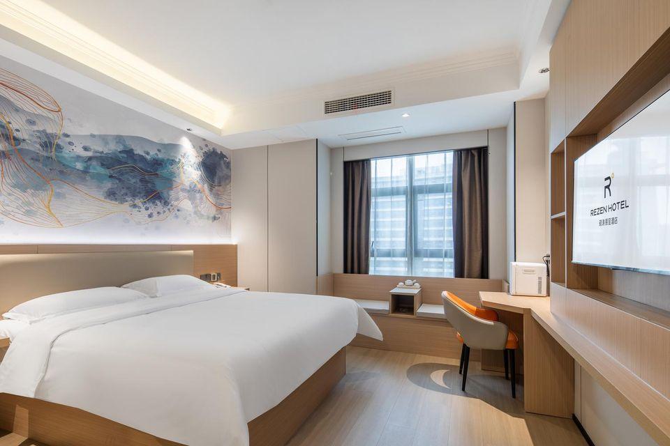 Vienna International Hotel (Jiaxing South Lake) 16/35