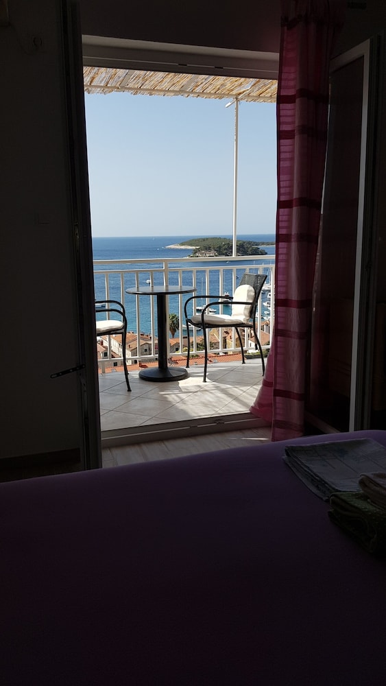 Bocin Rosso Apartments 24/50