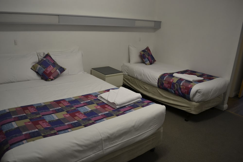 Corio Bay Motel 7/34